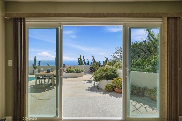 2225 Grenadier Drive, San Pedro, CA 90732