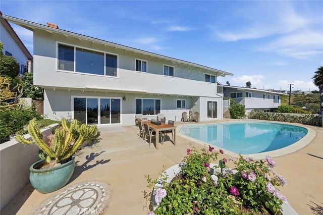 2225 Grenadier Drive, San Pedro, CA 90732