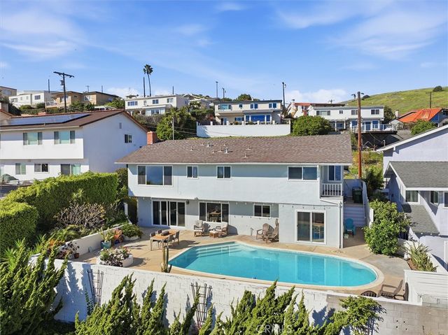 2225 Grenadier Drive, San Pedro, CA 90732