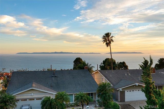2225 Grenadier Drive, San Pedro, CA 90732