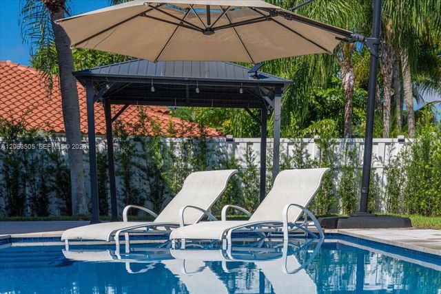347 Fairmont Road, Weston, FL 33326