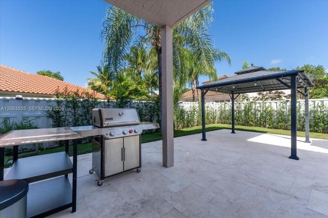 347 Fairmont Road, Weston, FL 33326