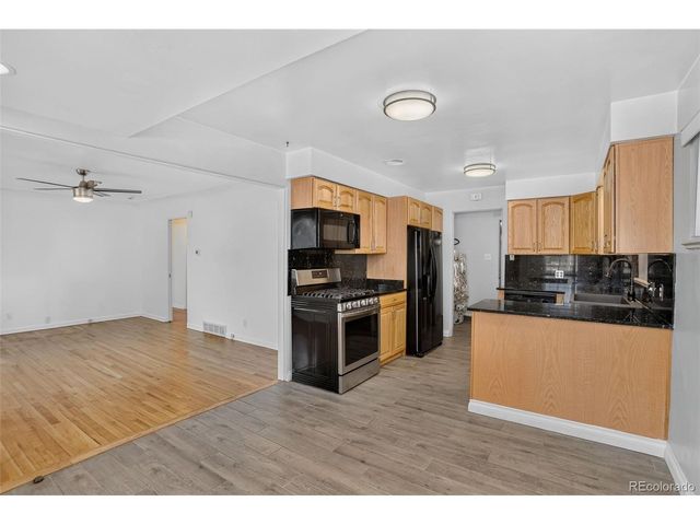 4860 Harlan St, Denver, CO 80212