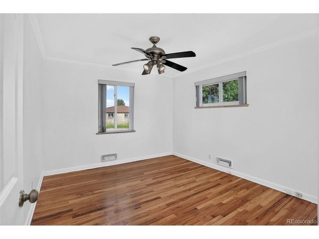 4860 Harlan St, Denver, CO 80212
