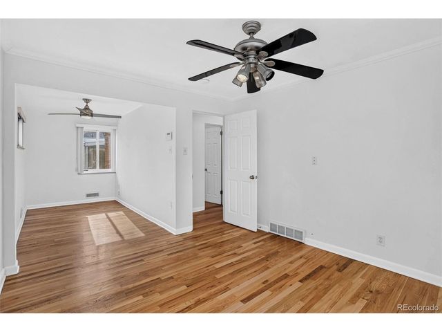 4860 Harlan St, Denver, CO 80212