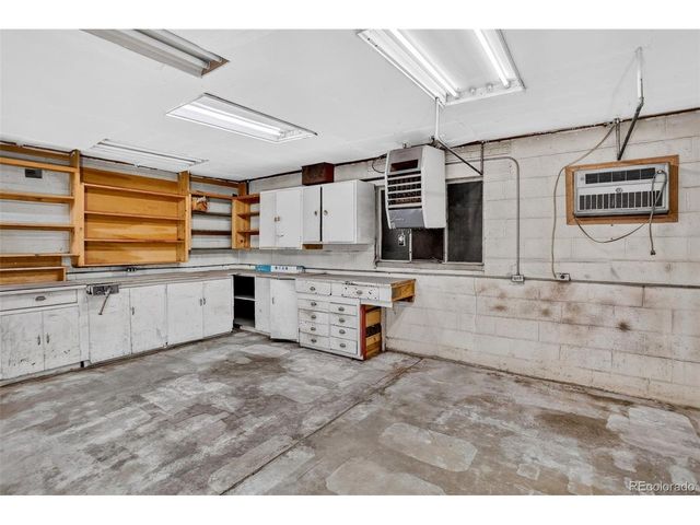 4860 Harlan St, Denver, CO 80212