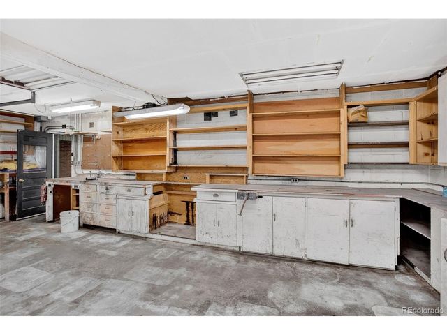 4860 Harlan St, Denver, CO 80212
