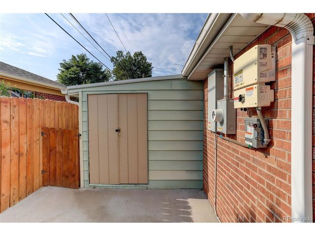 4860 Harlan St, Denver, CO 80212