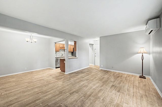 5025 Hillsboro Pike Apt 14N, Nashville, TN 37215