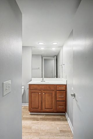 5025 Hillsboro Pike Apt 14N, Nashville, TN 37215