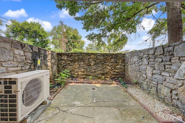 5025 Hillsboro Pike Apt 14N, Nashville, TN 37215