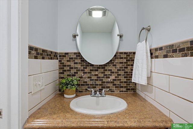 14938 Fall River Lane, Blair, NE 68008