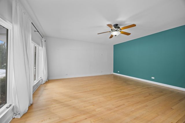 500 Auvergne Place, River Forest, IL 60305