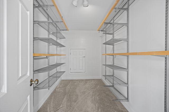 500 Auvergne Place, River Forest, IL 60305