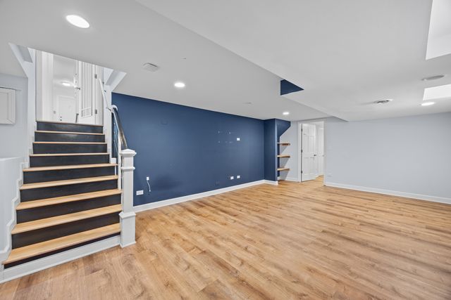 500 Auvergne Place, River Forest, IL 60305