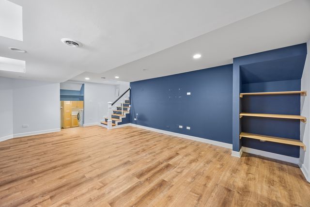 500 Auvergne Place, River Forest, IL 60305