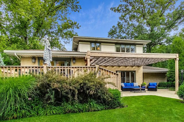 500 Auvergne Place, River Forest, IL 60305