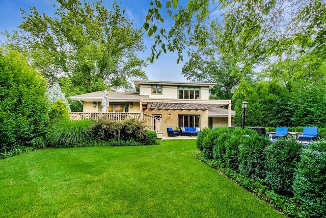 500 Auvergne Place, River Forest, IL 60305