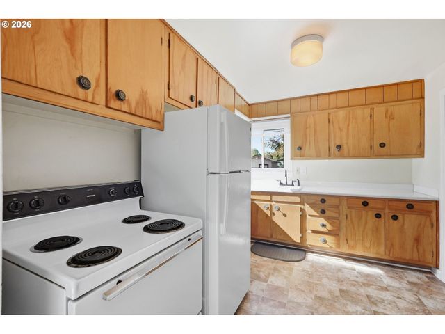 1414 JEFFERSON St Se, Albany, OR 97322