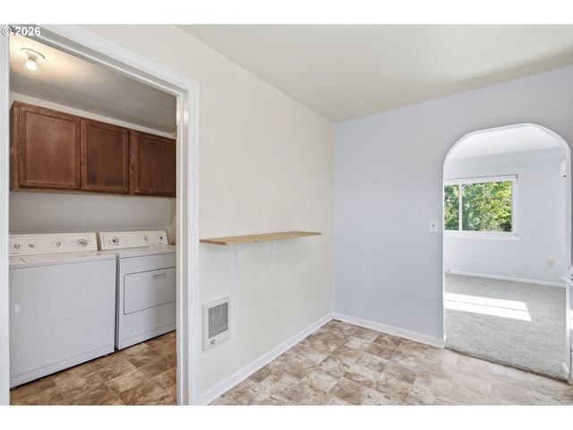 1414 JEFFERSON St Se, Albany, OR 97322