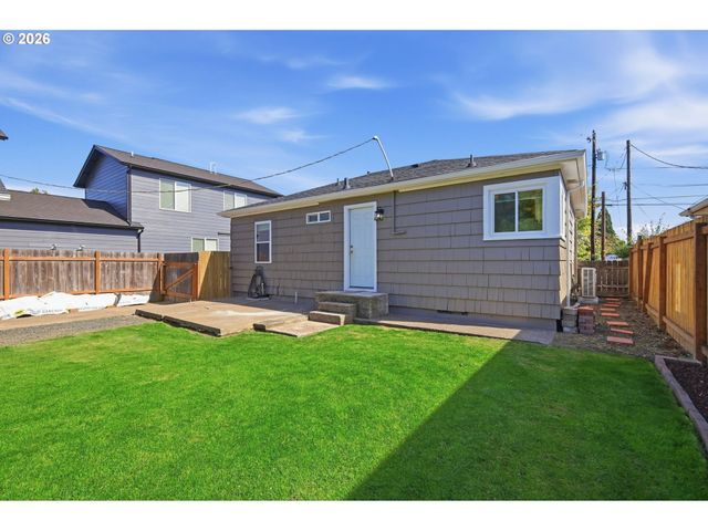 1414 JEFFERSON St Se, Albany, OR 97322