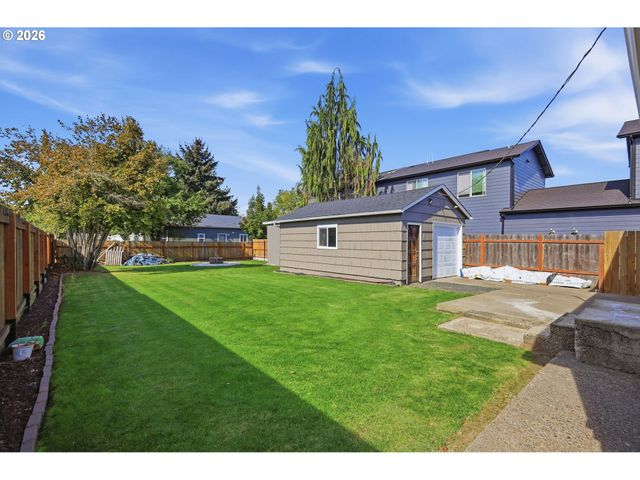 1414 JEFFERSON St Se, Albany, OR 97322