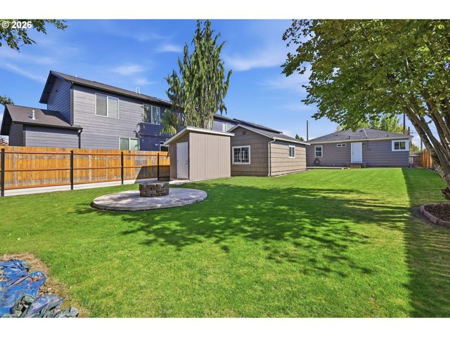 1414 JEFFERSON St Se, Albany, OR 97322