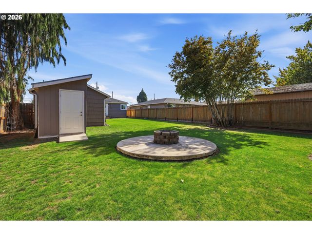 1414 JEFFERSON St Se, Albany, OR 97322
