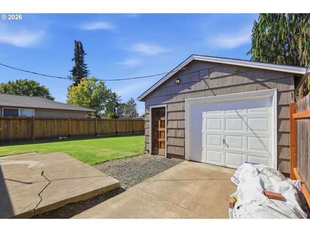 1414 JEFFERSON St Se, Albany, OR 97322