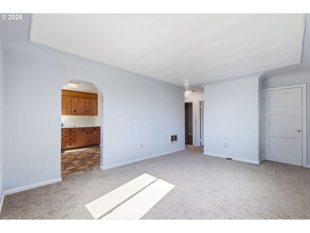 1414 JEFFERSON St Se, Albany, OR 97322
