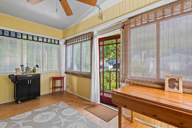 621 SW 14th Ter, Fort Lauderdale, FL 33312