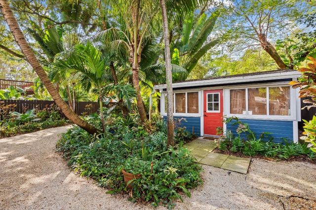 621 SW 14th Terrace, Fort Lauderdale, FL 33312