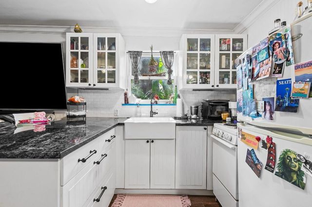 621 SW 14th Terrace, Fort Lauderdale, FL 33312