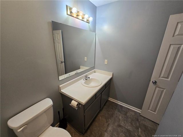 111 Hobson Court, Raeford, NC 28376