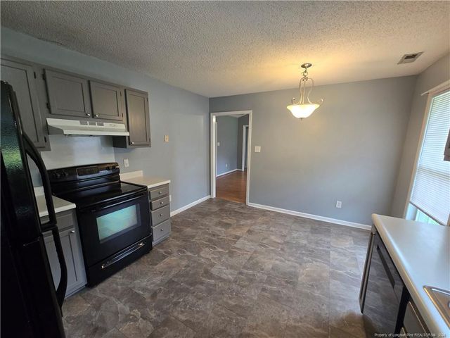 111 Hobson Court, Raeford, NC 28376