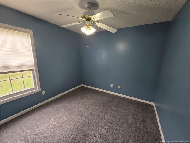 111 Hobson Court, Raeford, NC 28376