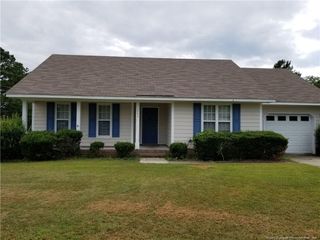 111 Hobson Court, Raeford, NC 28376