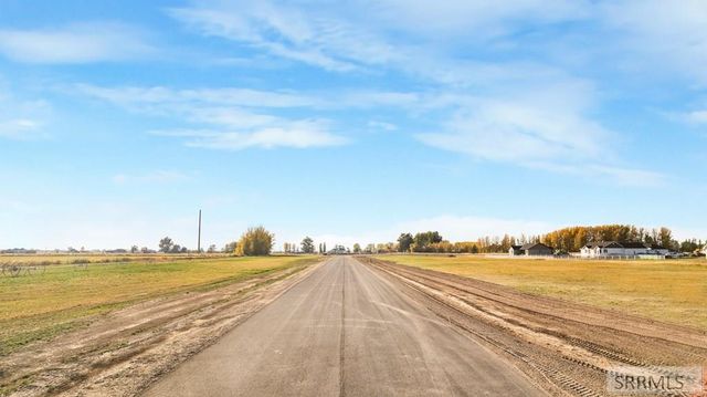 L10 B2 330 N, Blackfoot, ID 83221