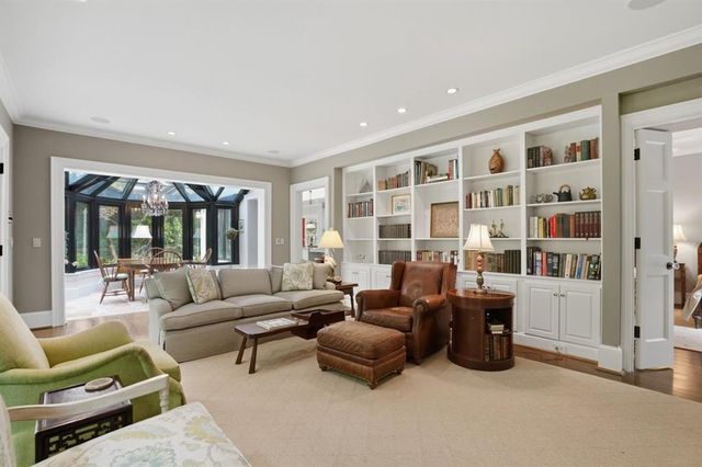 3990 E Brookhaven Drive NE, Atlanta, GA 30319