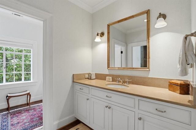 3990 E Brookhaven Drive NE, Atlanta, GA 30319