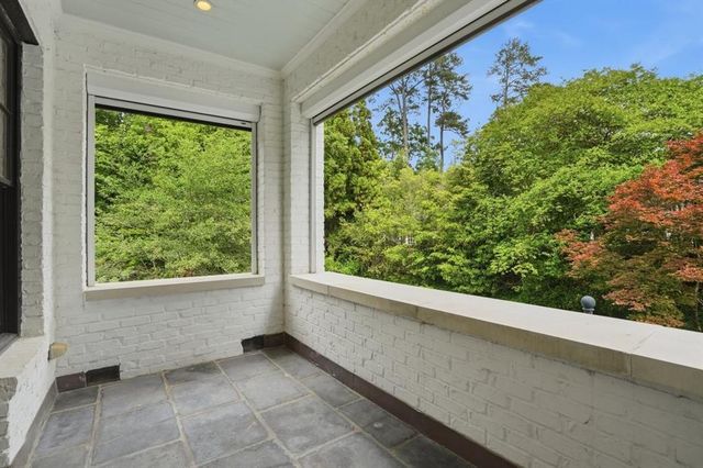 3990 E Brookhaven Drive NE, Atlanta, GA 30319