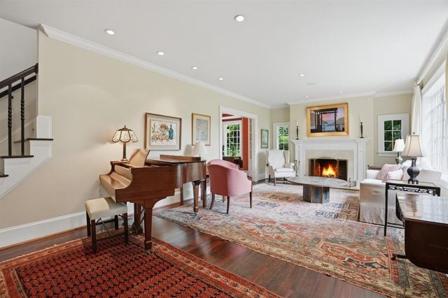 3990 E Brookhaven Drive NE, Atlanta, GA 30319