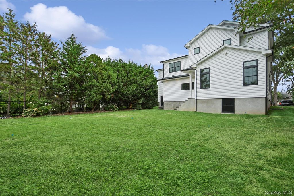 1438 Dewey Avenue, North Bellmore, NY 11710 — photo 4