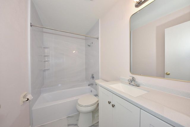 8673 N 73rd STREET, Milwaukee, WI 53223