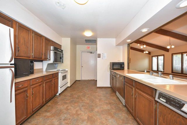 8673 N 73rd STREET, Milwaukee, WI 53223