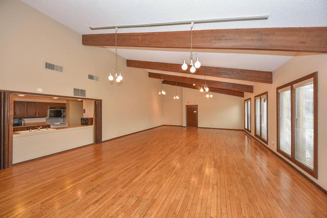 8673 N 73rd STREET, Milwaukee, WI 53223