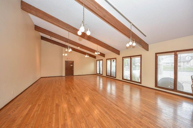 8673 N 73rd STREET, Milwaukee, WI 53223