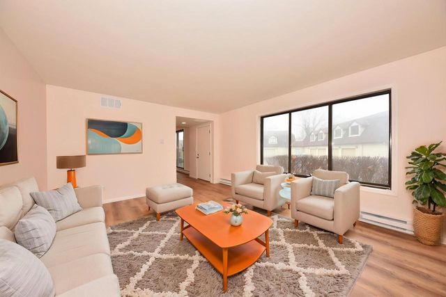 8673 N 73rd STREET, Milwaukee, WI 53223