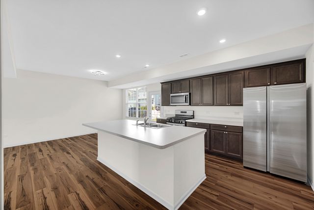 991 Celebration Drive, Aurora, IL 60504