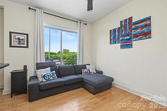 613 Mcninch Street, Charlotte, NC 28208